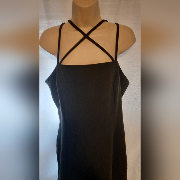 She + Sky Elegant Black Strappy Blouse - Picture 6 of 8